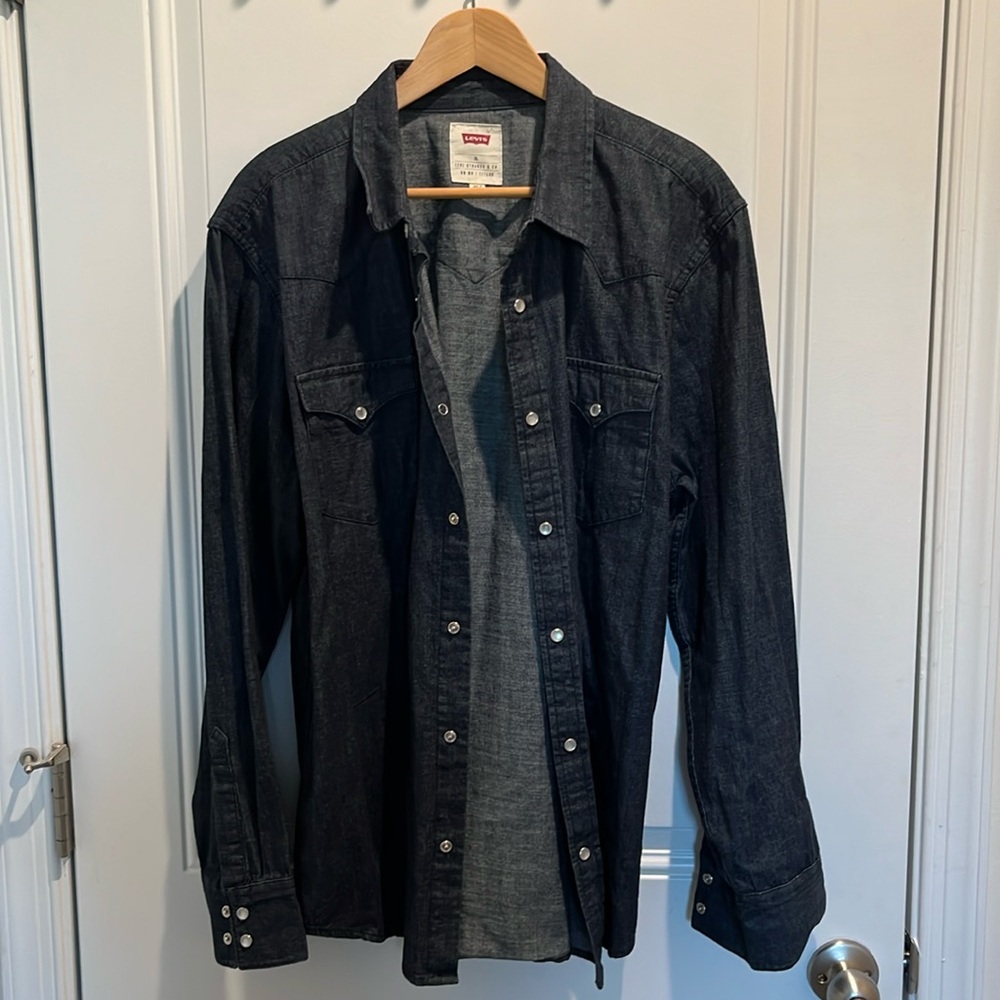 Men’s Levi’s XL Casual Button Down Long Sleeve Shirt